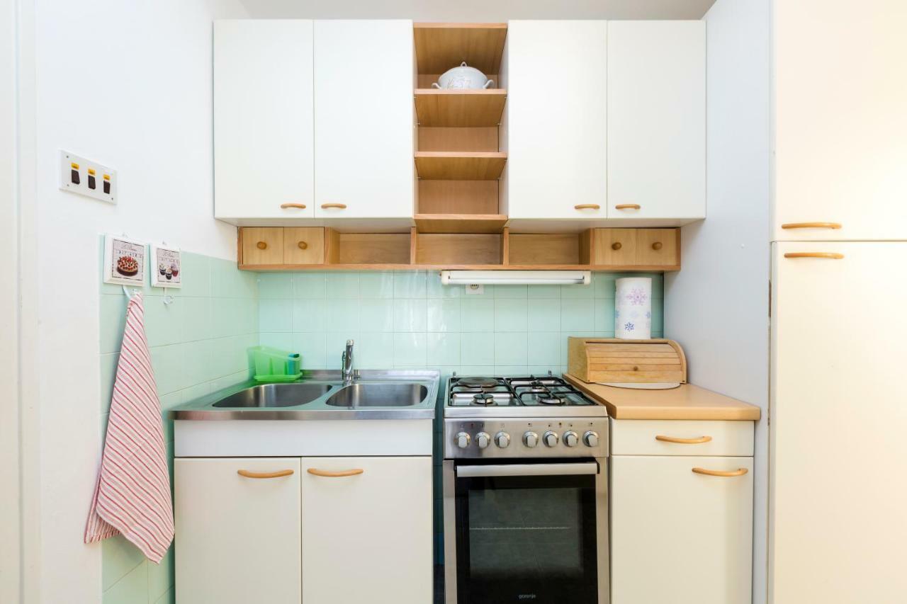 Apartment Marija มาลีโลชินจ์ ภายนอก รูปภาพ
