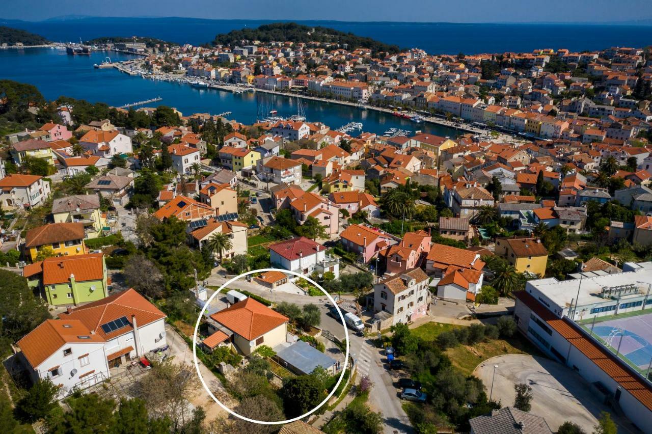 Apartment Marija มาลีโลชินจ์ ภายนอก รูปภาพ