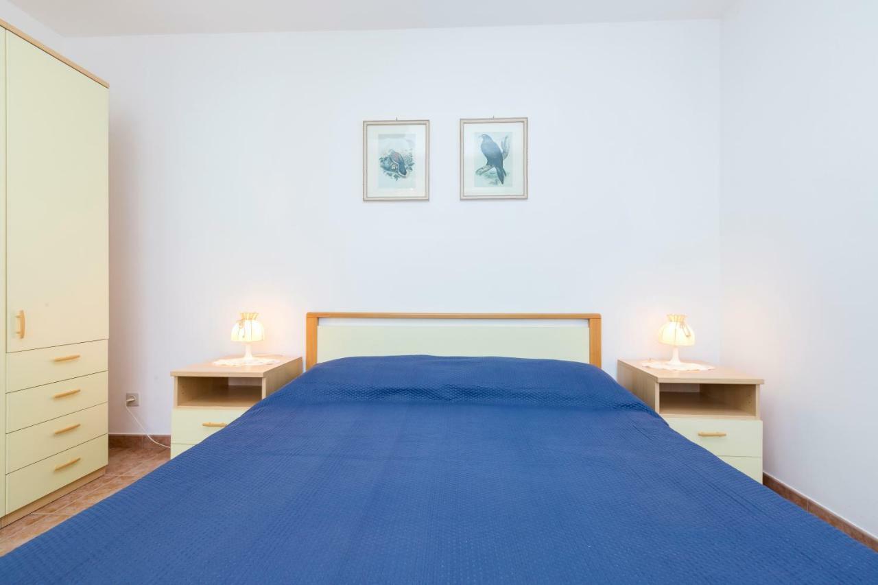 Apartment Marija มาลีโลชินจ์ ภายนอก รูปภาพ